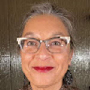 Meet your Posher, Denise